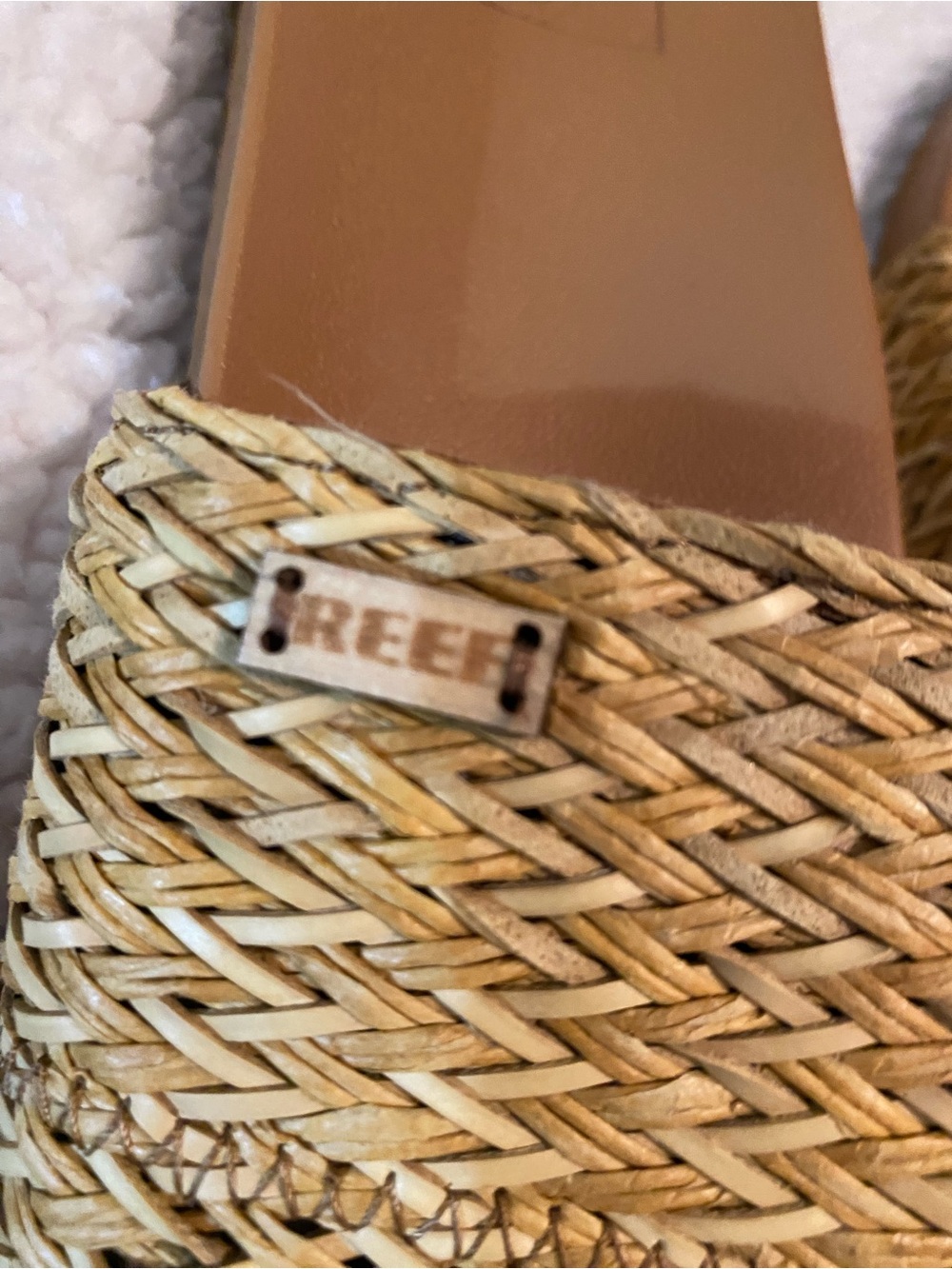 Reef Women’s Brown Tan Woven Slide Sandals - Picture 11 of 12